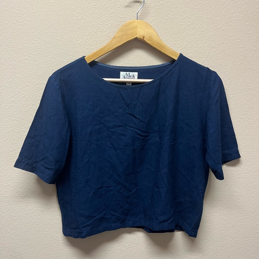 Me&Arrow box tee size xs